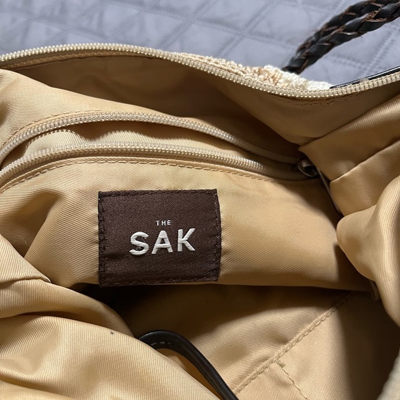 Purse - Picture 4 of 4